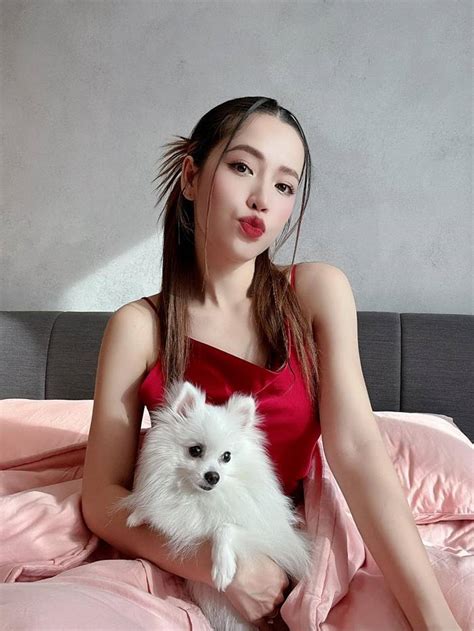 81 Ảnh Puka Sexy cùng Bikini Khoe Vòng Một Đẹp Táo Bạo GenZ Relax