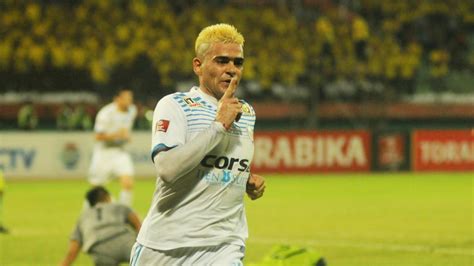 Cerita Rambut Blonde Dan Hoki Cristian Gonzales Cetak Gol Indonesia