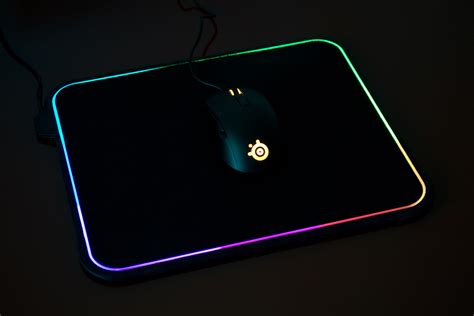 Обзор серии игровых ковриков c RGB-подсветкой SteelSeries QcK Prism