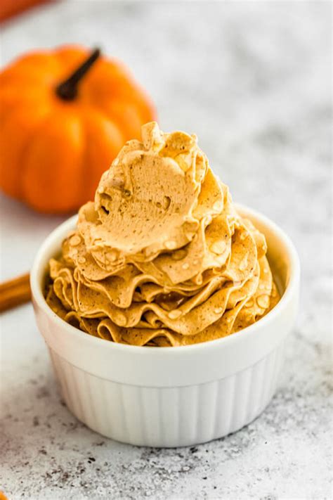 Whipped Pumpkin Spice Honey Butter Recipe Queenslee Appétit