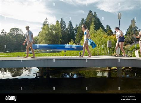 Teenage Girl Bikini Lake Stockfotos Und Bilder Kaufen Alamy