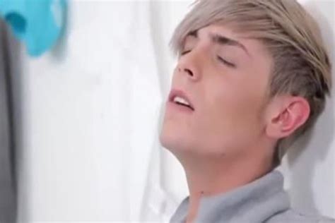 Speedo Gay Porn Videos At Boy Tube