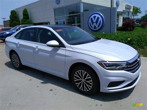 2019 White Silver Metallic Volkswagen Jetta Se 127591000 Photo 2