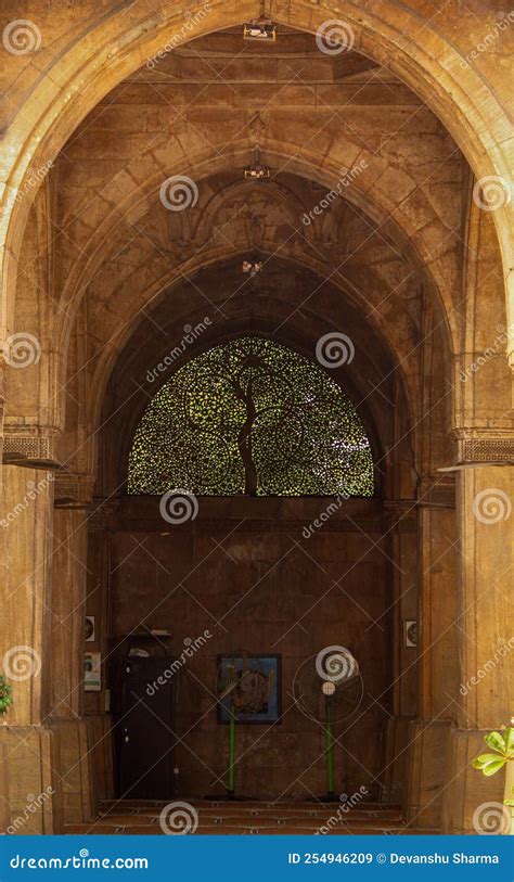 Sidi Saiyyed Mosque editorial stock image. Image of saiyyed - 254946209