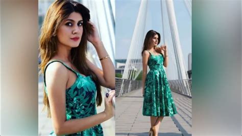 Kubra Khan Brand New Hot Photoshoot Youtube