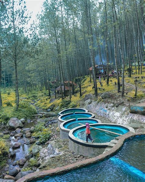 Pesona Kampung Ciherang Tempat Wisata Yang Unik Dan Asik Di Sumedang