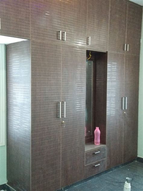 4 Doors Brown Teak Wood Wardrobe With Locker At Rs 3500 Sq Ft In