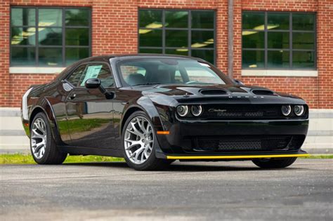 Dodge Challenger Black Ghost Listo Para Aterrizar En Europa