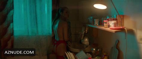 VANDA CHALOUPKOVA Nude AZNude