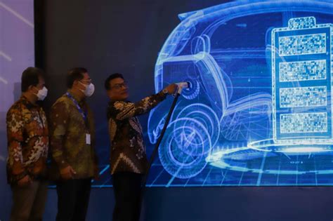 Pevs Resmi Digelar Pamerkan Sederet Kendaraan Listrik Okezone