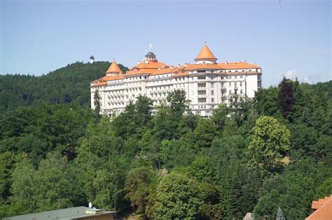 Hotel Imperial Karlovy Vary Pr Vodce Hotely L Zn