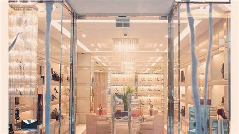 Jimmy Choo Opens Outlet Store Miami Herald