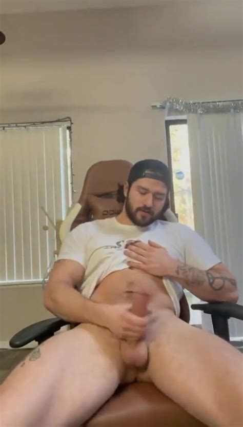 Hot Dilf Verbal Jerk Off Video Thisvid