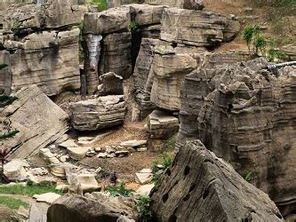 Adventure Trekking Gua Garunggang Curug Leuwi Asih