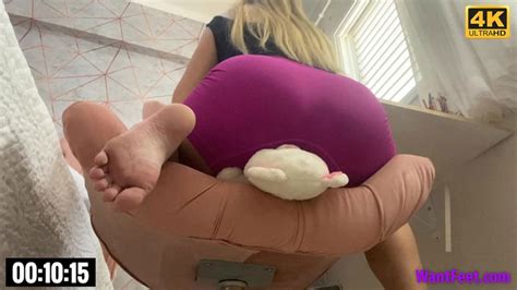 Brazilian Ass Crush K Mp Trample Mania Trampling Crushin Clips Sale