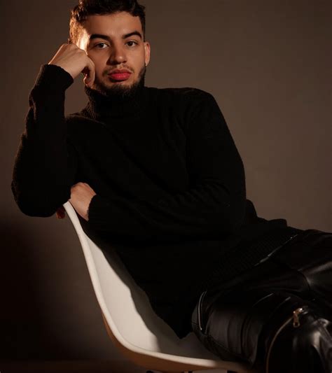 Michael Magno Nude On Cam Live Sex Chat On Fapchat