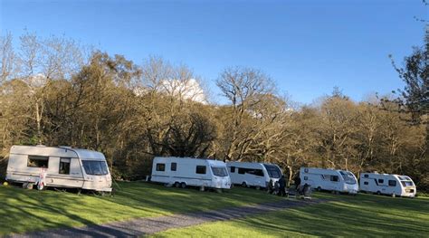 Riverside Camping | Visit Snowdonia