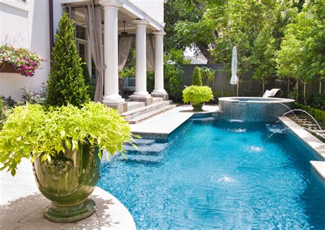 OLD METAIRIE RESIDENT - Traditional - Pool - New Orleans - by The ...