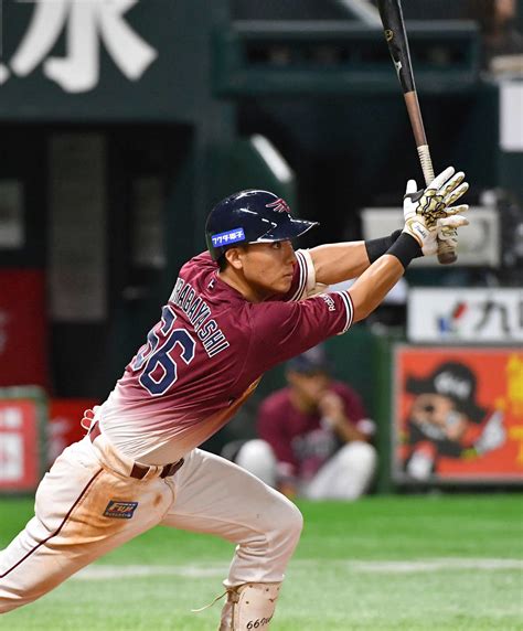 【楽天】村林一輝が2打点で3位ソフトバンクに勝ち越し「勝つことが一番大事」1・5差に再接近 プロ野球写真ニュース 日刊スポーツ