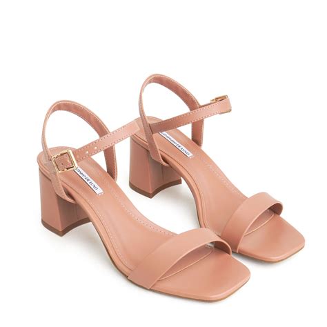 Sandália Nude Mocha Salto Bloco e Tira Fivela Ajustável