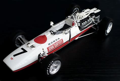 The Great Canadian Model Builders Web Page!: Honda Formula One RA 273 Racer