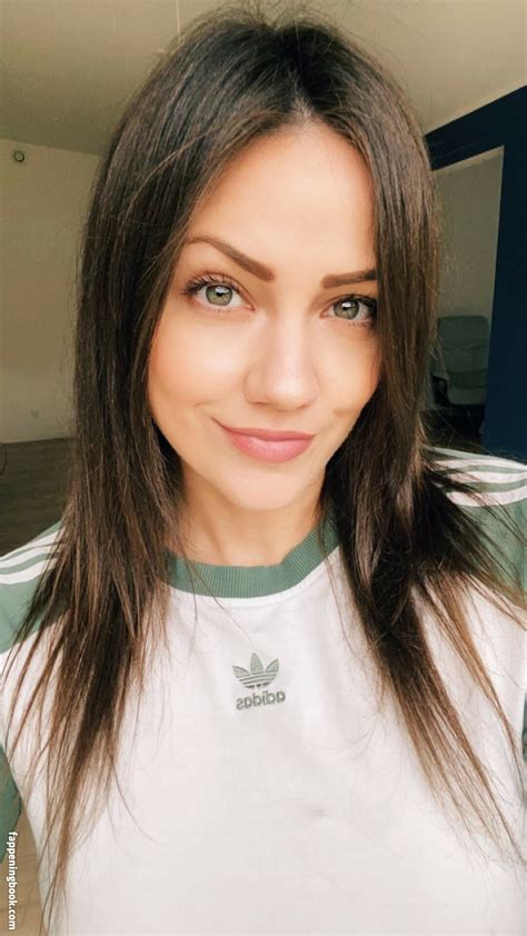 KayPea Goldeng1rl Kaypeahd Nude OnlyFans Leaks Fappening FappeningBook