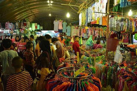 Krabi Town Night Market - Enjoy a Crazy Shopping Experience!