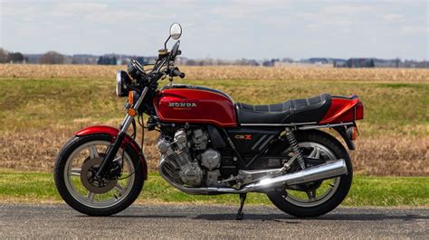 The Honda Cbx An Unusual Japanese Inline 6 Cylinder Motorcycle