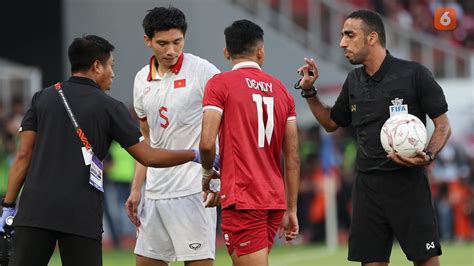 Doan Van Hau Hajar Striker Indonesia Di Piala AFF 2022 Netizen Vietnam