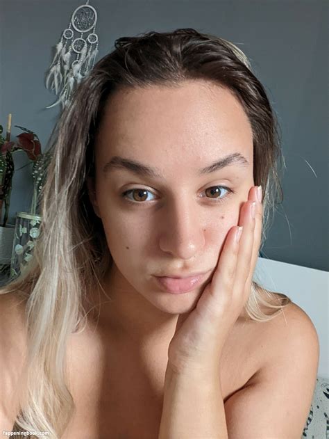 Goth Kitten Goth Kitteen Nude OnlyFans Leaks Fappening FappeningBook