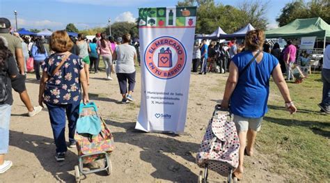 Exitosa edición de El mercado en tu barrio en barrio Limache Salta