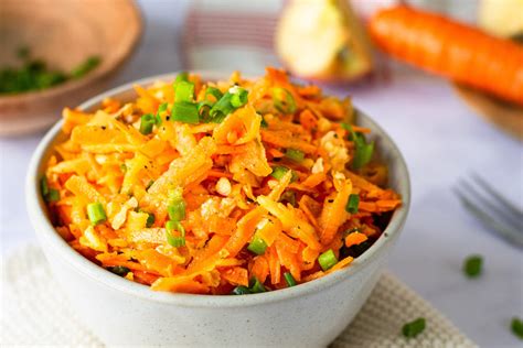 German Carrot And Apple Salad Lisa S Healthy Kitchen