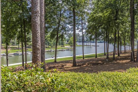 Well Maintained Condo In Reynolds Lake Oconee Just Listed By The Vining