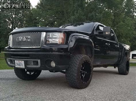 2008 Gmc Sierra 1500 With 20x12 44 Moto Metal Mo970 And 33125r20 Nitto Trail Grappler And