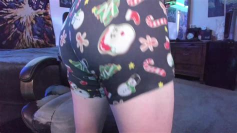 Cute St Guy Showcases His Ass ThisVid