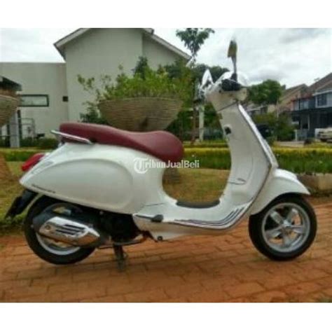 Sekuter Murah Vespa Primavera Putih 150cc Seken Mulus Jarang Pakai Di