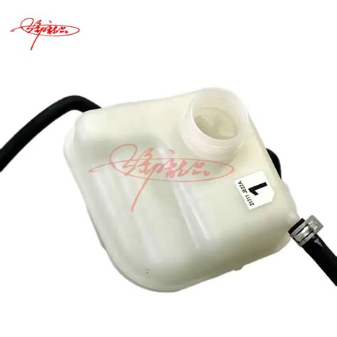 Auto Parts Coolant Reservoir Bottle Coolant Tank 21721-JD00B 21711 ...
