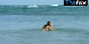 Amanda Bynes Bikini Breasts Scene In Love Wrecked Tnaflix