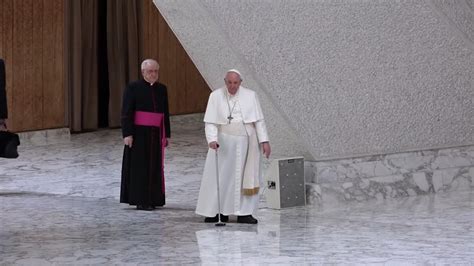 Papa volta a fazer apelo por cessar fogo e negociações de paz na