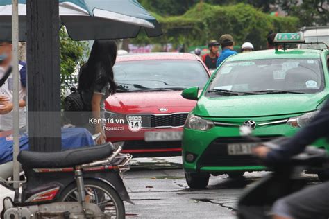 Bắt gặp đội trưởng hot boy của U19 Việt Nam đi cà phê cùng bạn gái