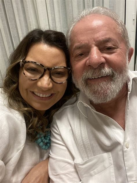 Lula E A Esposa Janja Estão Com Covid E Ficarão Em Isolamento