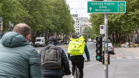 87 Radler Gerieten An Roter Ampel In Wien Ins Visier Der Fahrradpolizei