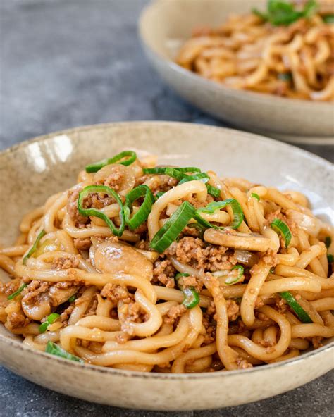 Yaki Udon Nudlar Elina Mickes Mat