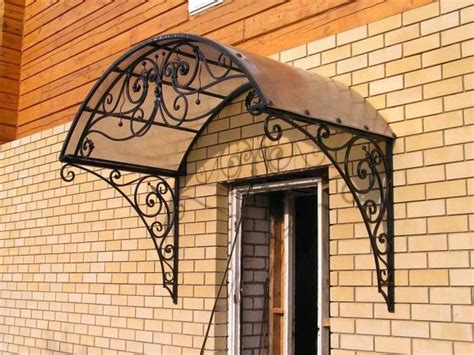 Козырек над входной дверью: 45 лучших вариантов для частного дома ...