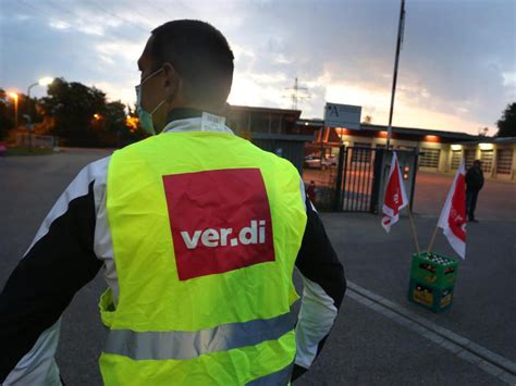 Verdi ruft zu bundesweiten Warnstreiks im öffentlichen Nahverkehr auf