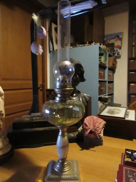 Ancienne Belle Lampe P Trole R Servoir Facettes Pied Marbre Xix