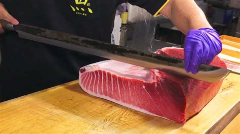 Over 900 Lbs Of Luxurious Sashimi Slicing 10000 Bluefin Tuna With