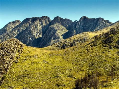 Muri Un Turista En Sierra De La Ventana Mientras Sub A A Un Cerro La