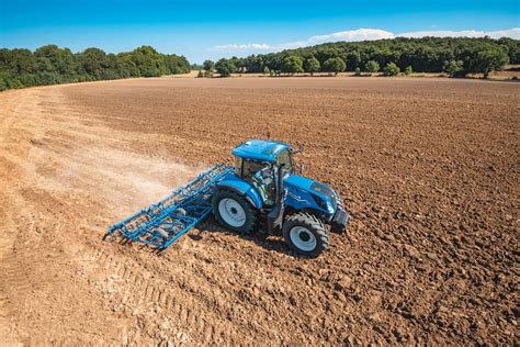 New Holland Lanza Las Gamas De Tractores T5