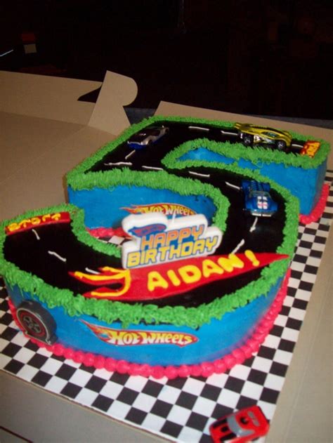 Hot Wheels Birthday Cake